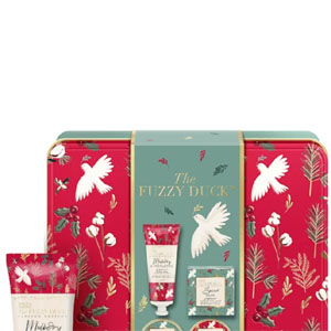 Free Baylis & Harding’s Festive Hamper